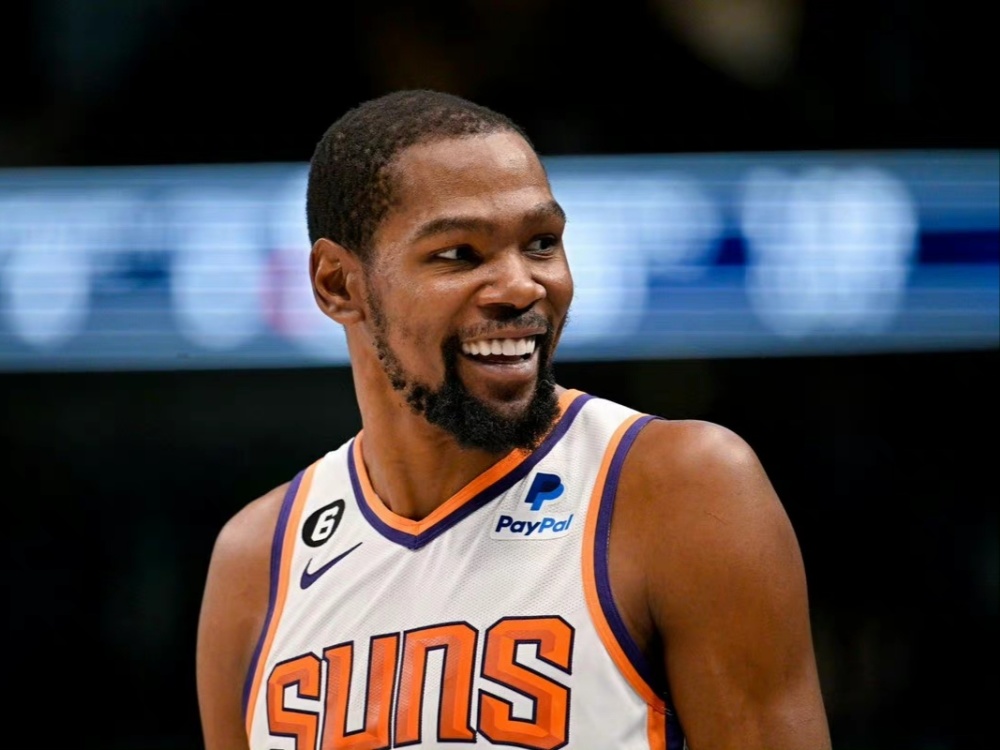 球再添辉煌 球再添辉煌